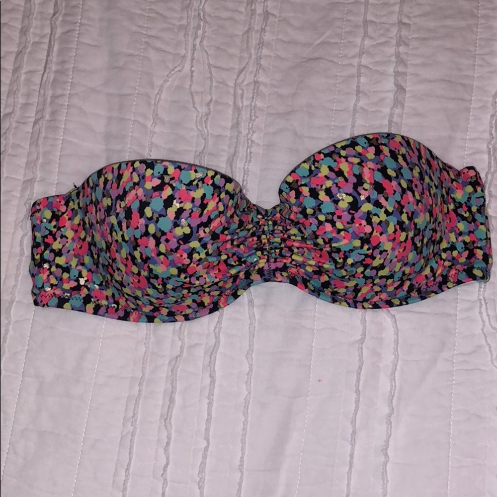 Victoria’s Secret bikini top